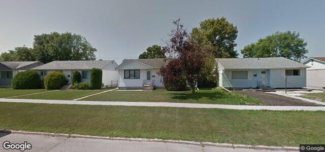 Larawan ng 920 Buchanan Boulevard sa Winnipeg, Manitoba