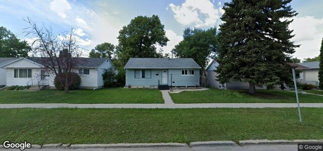 Larawan ng 924 Buchanan Boulevard sa Winnipeg, Manitoba