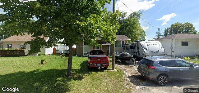 Larawan ng 927 Isbister Street sa Winnipeg, Manitoba