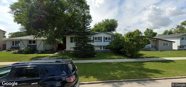 Larawan ng 974 Buchanan Boulevard sa Winnipeg, Manitoba