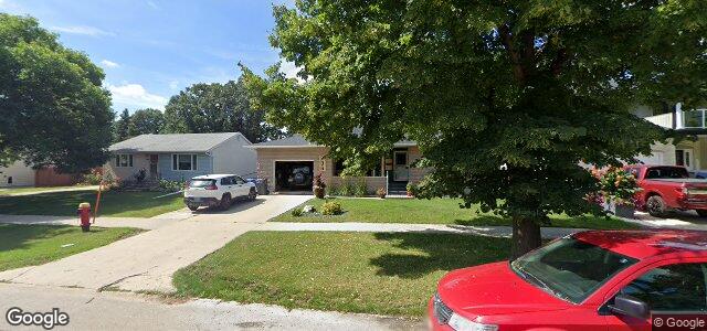 Larawan ng 996 Isbister Street sa Winnipeg, Manitoba