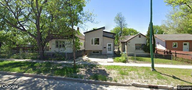 Larawan ng 1002 Redwood Avenue sa Winnipeg, Manitoba