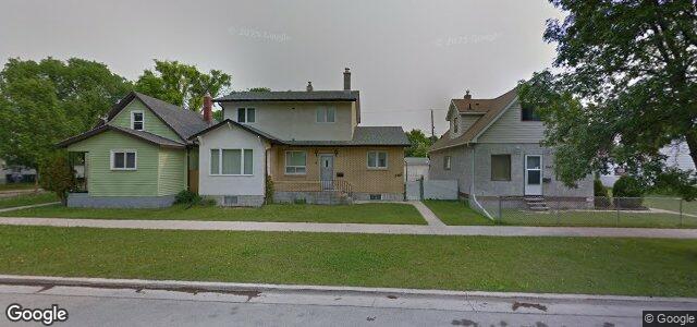Larawan ng 1011 Boyd Avenue sa Winnipeg, Manitoba
