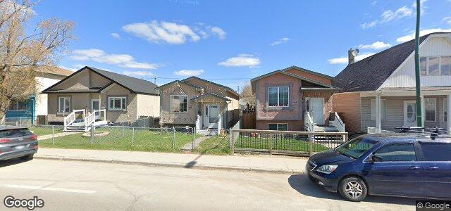 Larawan ng 1011 Selkirk Avenue sa Winnipeg, Manitoba