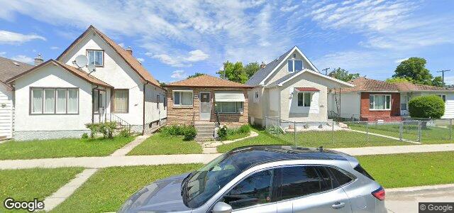 Larawan ng 1015 Burrows Avenue sa Winnipeg, Manitoba