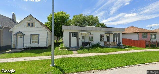 Larawan ng 1020 Burrows Avenue sa Winnipeg, Manitoba