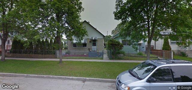 Larawan ng 1025 Aberdeen Avenue sa Winnipeg, Manitoba