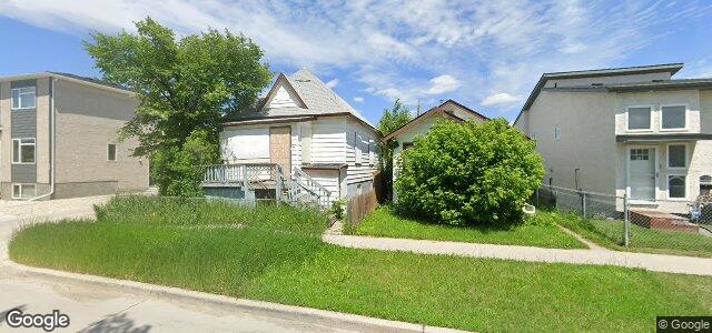 Photo of 1025 Burrows Avenue in Winnipeg, Manitoba