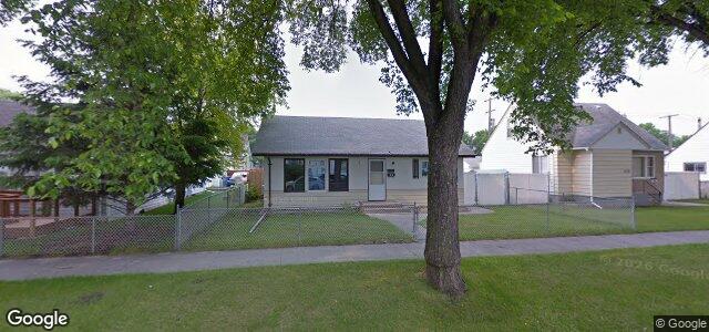 Larawan ng 1026 Boyd Avenue sa Winnipeg, Manitoba