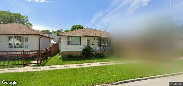 Larawan ng 1026 Burrows Avenue sa Winnipeg, Manitoba