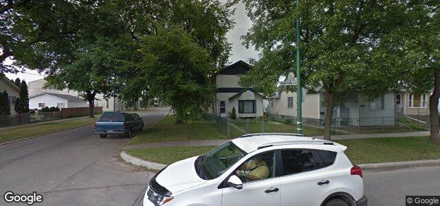 Larawan ng 1032 Manitoba Avenue sa Winnipeg, Manitoba