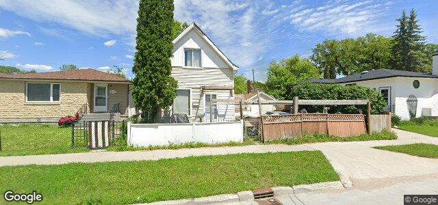 Photo of 1033 Burrows Avenue in Winnipeg, Manitoba