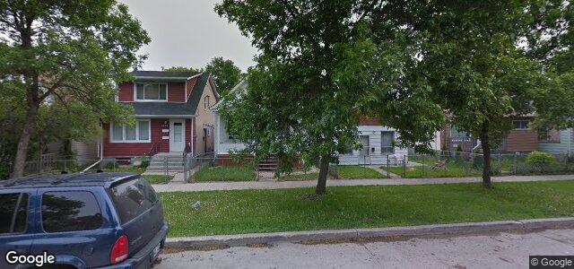 Larawan ng 1035 Aberdeen Avenue sa Winnipeg, Manitoba