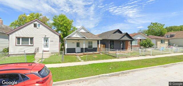 Larawan ng 1043 Burrows Avenue sa Winnipeg, Manitoba