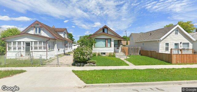 Larawan ng 1055 Burrows Avenue sa Winnipeg, Manitoba