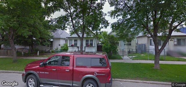 1061 Manitoba Avenue（加拿大曼尼托巴省溫尼伯市）房屋照片