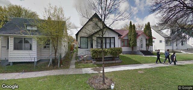 Larawan ng 1068 Redwood Avenue sa Winnipeg, Manitoba