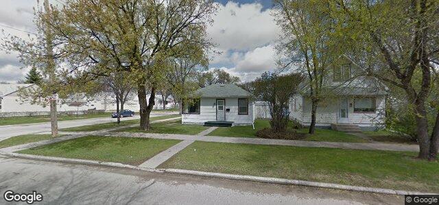 Larawan ng 1079 Redwood Avenue sa Winnipeg, Manitoba