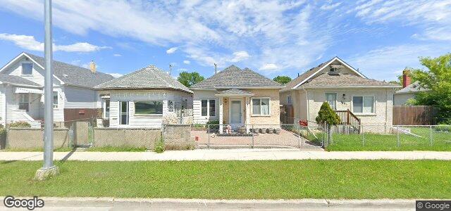 Larawan ng 1085 Burrows Avenue sa Winnipeg, Manitoba