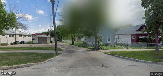 Larawan ng 1135 Aberdeen Avenue sa Winnipeg, Manitoba