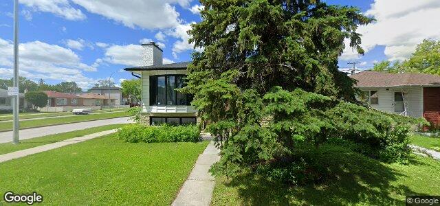 Larawan ng 242 Sgt Tommy Prince Street sa Winnipeg, Manitoba
