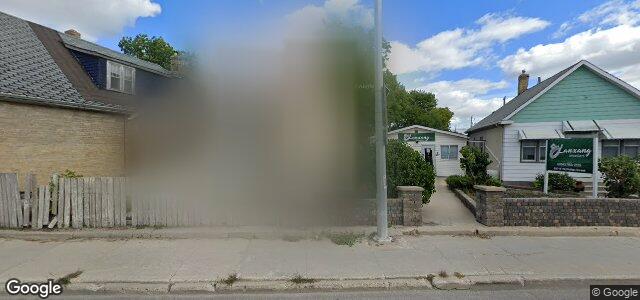 Larawan ng 703 Mcphillips Street sa Winnipeg, Manitoba