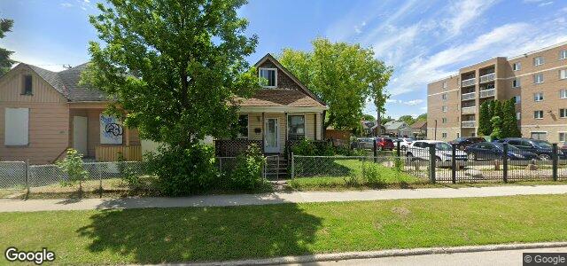 Larawan ng 794 Burrows Avenue sa Winnipeg, Manitoba