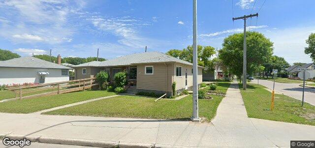 Larawan ng 807 Mcphillips Street sa Winnipeg, Manitoba