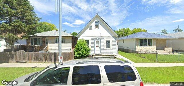Larawan ng 809 Burrows Avenue sa Winnipeg, Manitoba