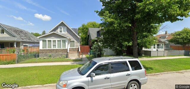 Photo of 809 Pritchard Avenue in Winnipeg, Manitoba