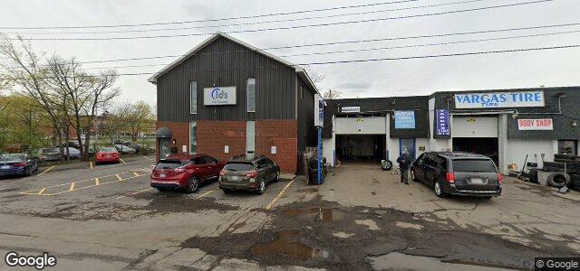 Larawan ng 816 Boyd Avenue sa Winnipeg, Manitoba