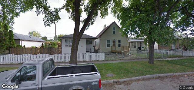 Larawan ng 817 Boyd Avenue sa Winnipeg, Manitoba