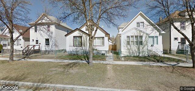 Larawan ng 817 Manitoba Avenue sa Winnipeg, Manitoba