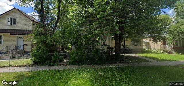 Larawan ng 818 Magnus Avenue sa Winnipeg, Manitoba