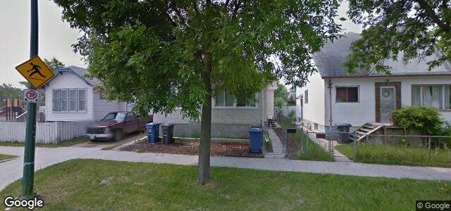 Larawan ng 824 Aberdeen Avenue sa Winnipeg, Manitoba