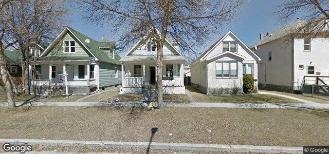 Larawan ng 825 Manitoba Avenue sa Winnipeg, Manitoba