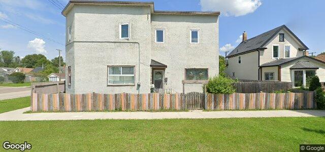 Larawan ng 827 Pritchard Avenue sa Winnipeg, Manitoba
