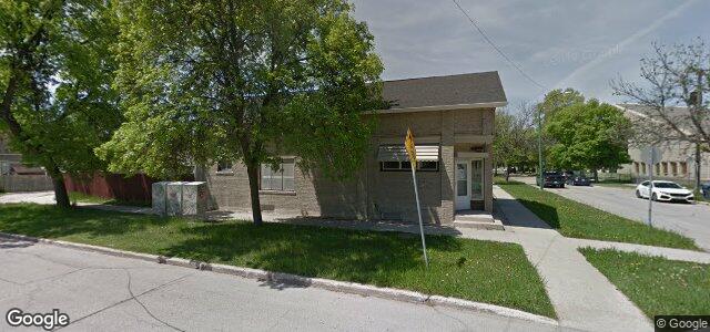 Photo of 832 Magnus Avenue in Winnipeg, Manitoba