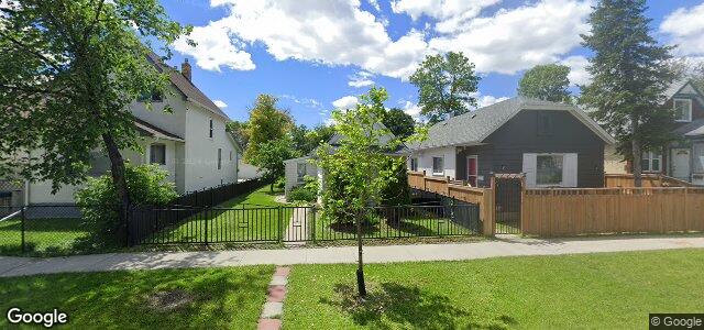 Larawan ng 838 Magnus Avenue sa Winnipeg, Manitoba