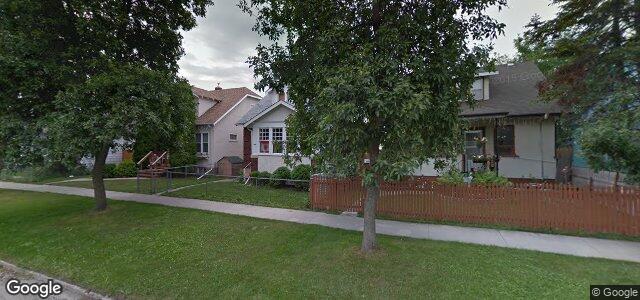 Larawan ng 860 Manitoba Avenue sa Winnipeg, Manitoba