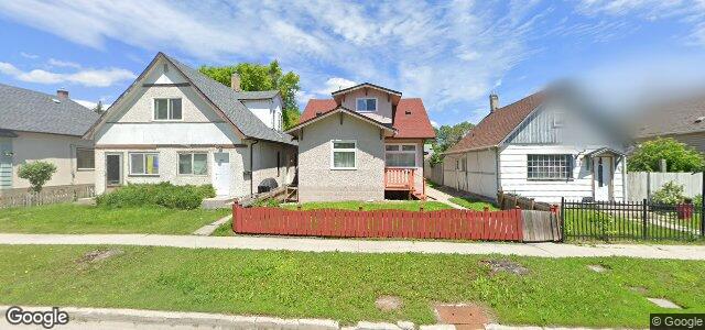 Photo of 869 Burrows Avenue in Winnipeg, Manitoba