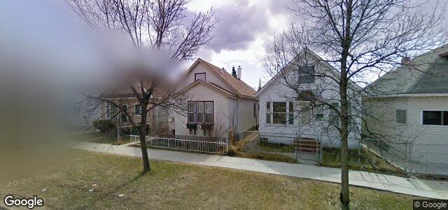 Larawan ng 870 Aberdeen Avenue sa Winnipeg, Manitoba