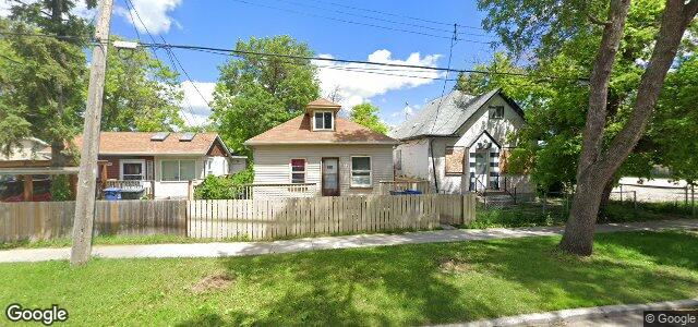 Larawan ng 875 Magnus Avenue sa Winnipeg, Manitoba