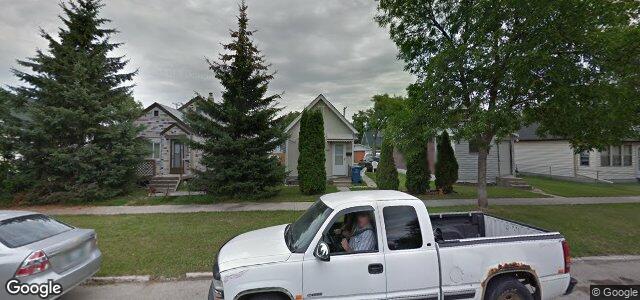 Larawan ng 883 Manitoba Avenue sa Winnipeg, Manitoba