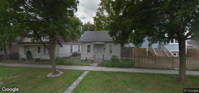 Larawan ng 892 Manitoba Avenue sa Winnipeg, Manitoba
