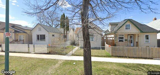 Larawan ng 894 Pritchard Avenue sa Winnipeg, Manitoba