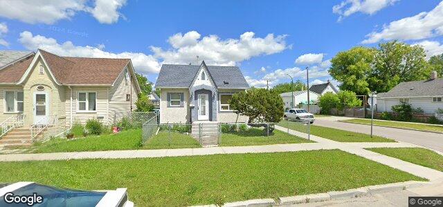 Larawan ng 895 Magnus Avenue sa Winnipeg, Manitoba