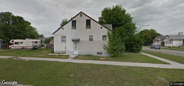 Larawan ng 896 Magnus Avenue sa Winnipeg, Manitoba