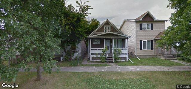 Larawan ng 904 Boyd Avenue sa Winnipeg, Manitoba