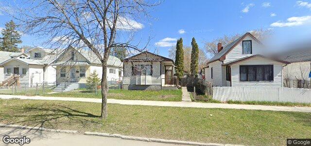 Larawan ng 905 Pritchard Avenue sa Winnipeg, Manitoba